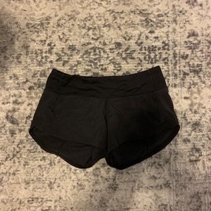 lululemon speed up short *2.5”